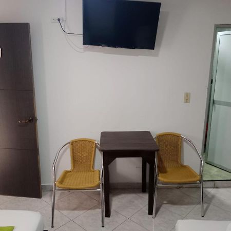 Hotel El Deportista Medellín Extérieur photo