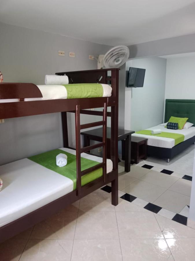 Hotel El Deportista Medellín Extérieur photo