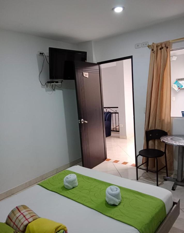 Hotel El Deportista Medellín Extérieur photo