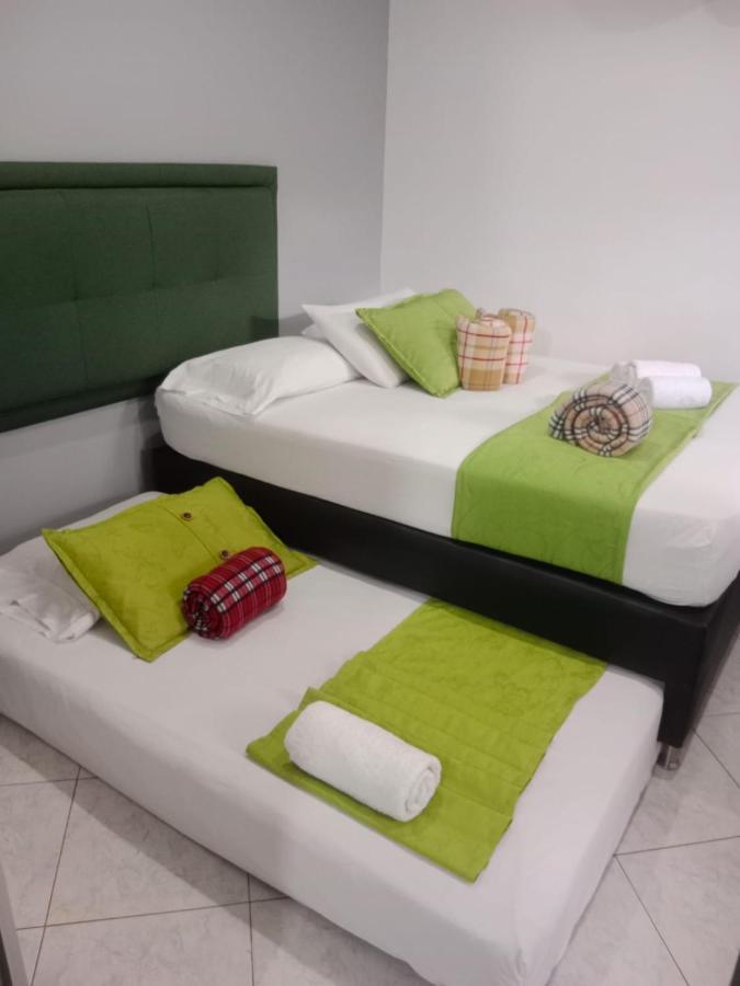 Hotel El Deportista Medellín Extérieur photo