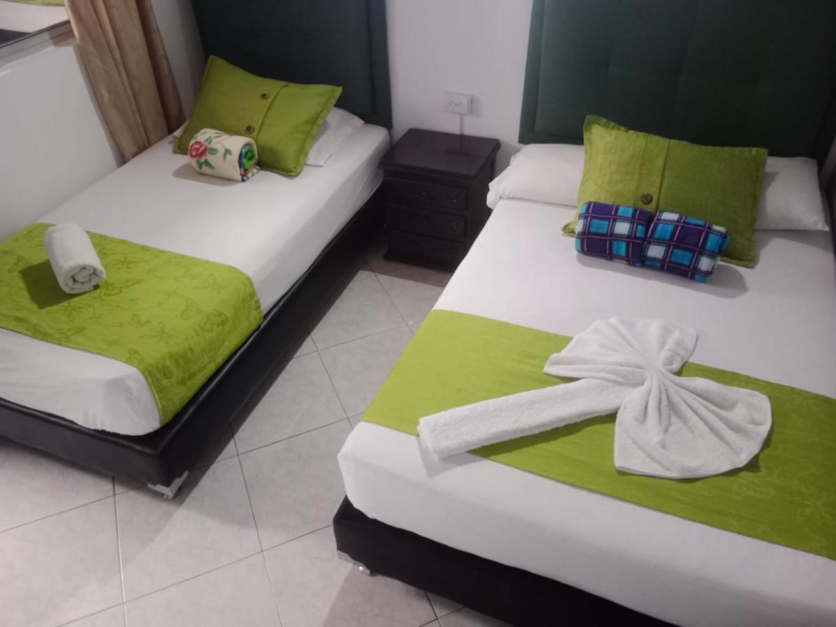 Hotel El Deportista Medellín Extérieur photo