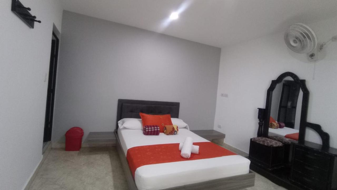 Hotel El Deportista Medellín Extérieur photo