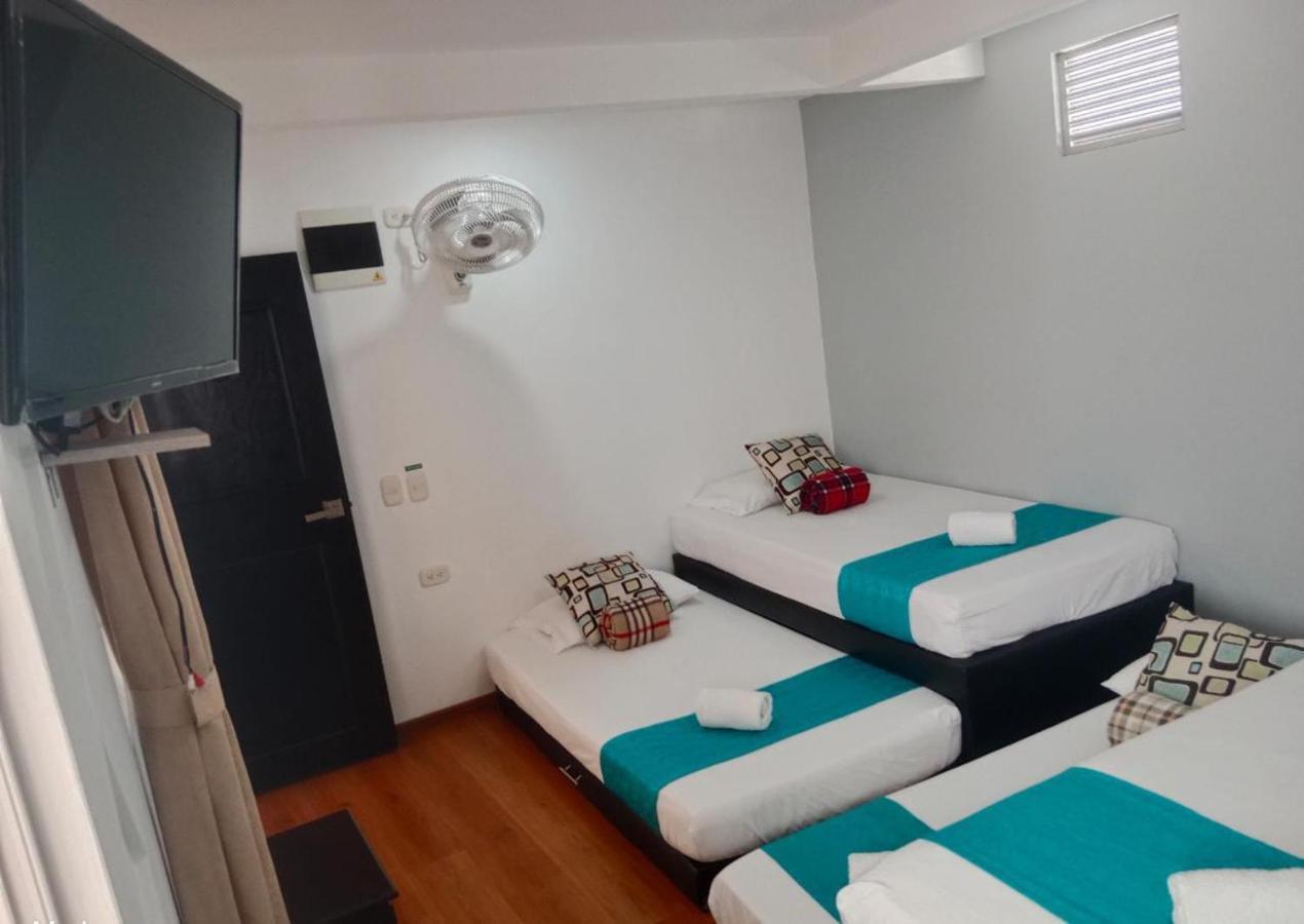 Hotel El Deportista Medellín Extérieur photo
