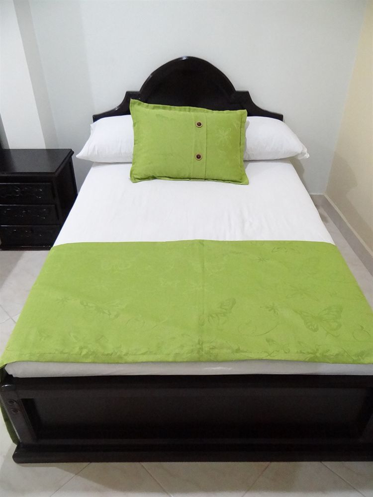Hotel El Deportista Medellín Extérieur photo